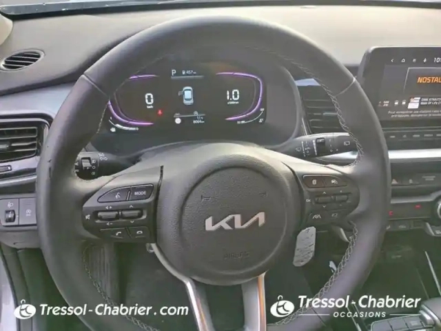 Kia Stonic 1.0 t-gdi 100 ch dct7 active — photo 12