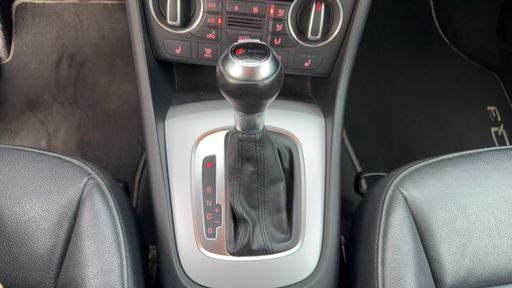 Audi Q3 2.0 TDI 184 S-Tronic 7 - Ambition Luxe – 2016 – 156401 km – Diesel – Boîte Automatique — photo 23