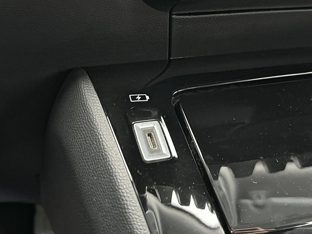 Peugeot 2008 puretech 130 s&s bvm6 allure — photo 30