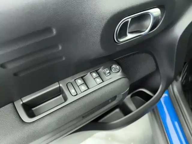 Citroën C3 Aircross puretech 130 s&amp;s eat6 plus — photo 20