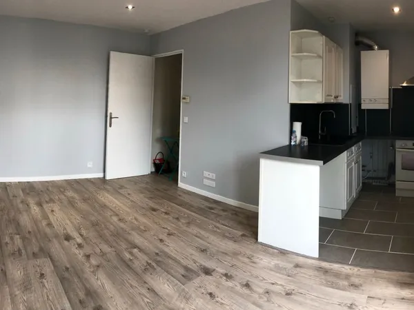 À louer appartement 2 pièces