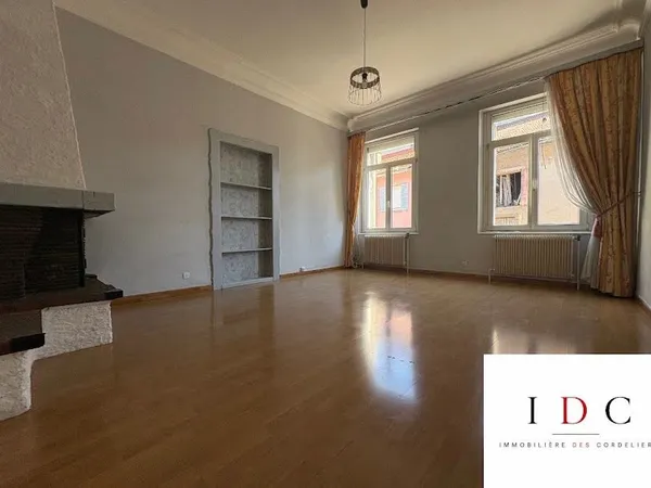 Appartement 4 pièces 120 m²