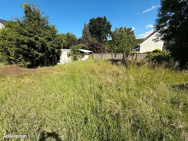Terrain 648 m² L ETANG LA VILLE