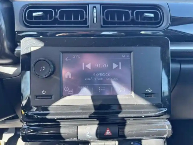 Citroën C3 puretech 83 s&amp;s bvm5 — photo 18