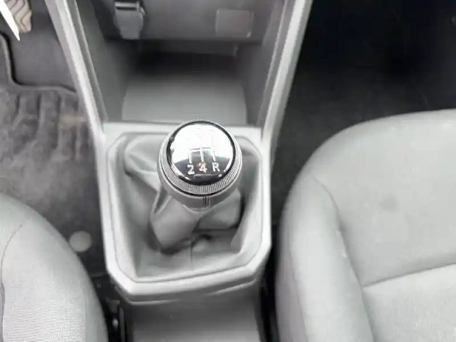 Dacia Sandero eco-g 100 — photo 13