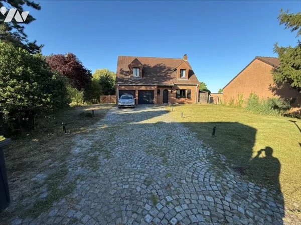Maison 5 pièces 138 m²