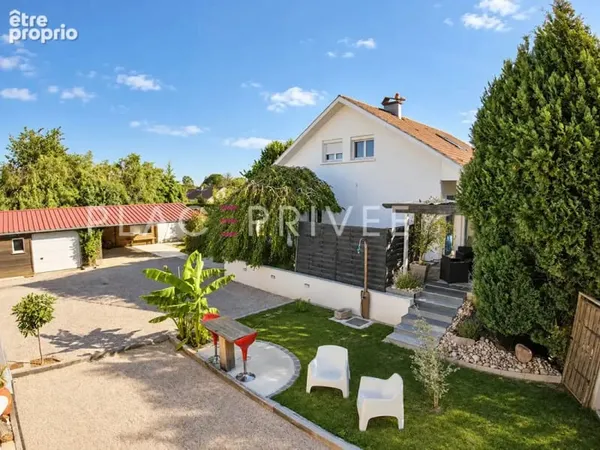 Maison avec jardin
