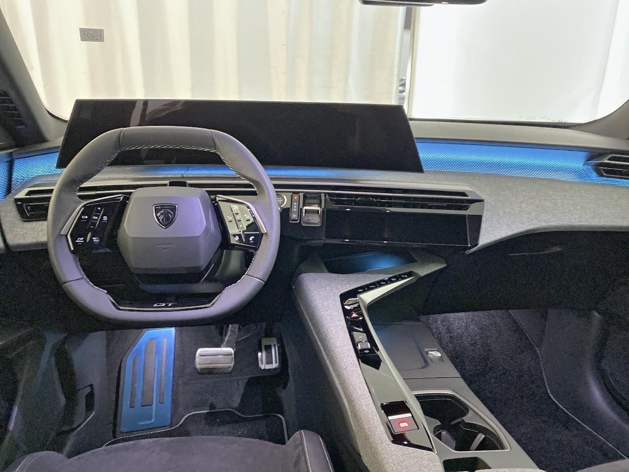 Peugeot 3008 hybrid 145 e-dcs6 gt — photo 8