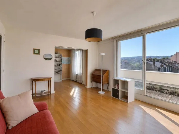 Appartement 2 pièces 68 m²