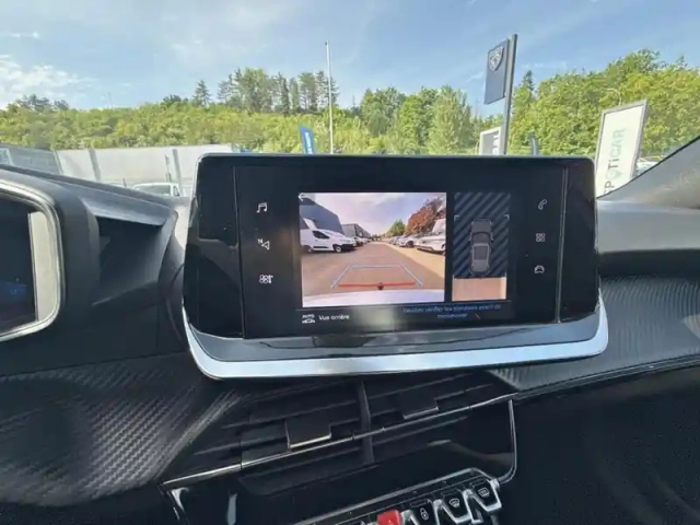 Peugeot 2008 puretech 130 s&amp;s eat8 allure pack — photo 26