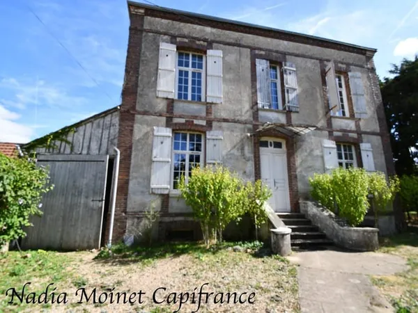 SERAZEREUX (28)- Ancien Presbytère 139 m2-3 chambres et jardin arboré de 915 m2