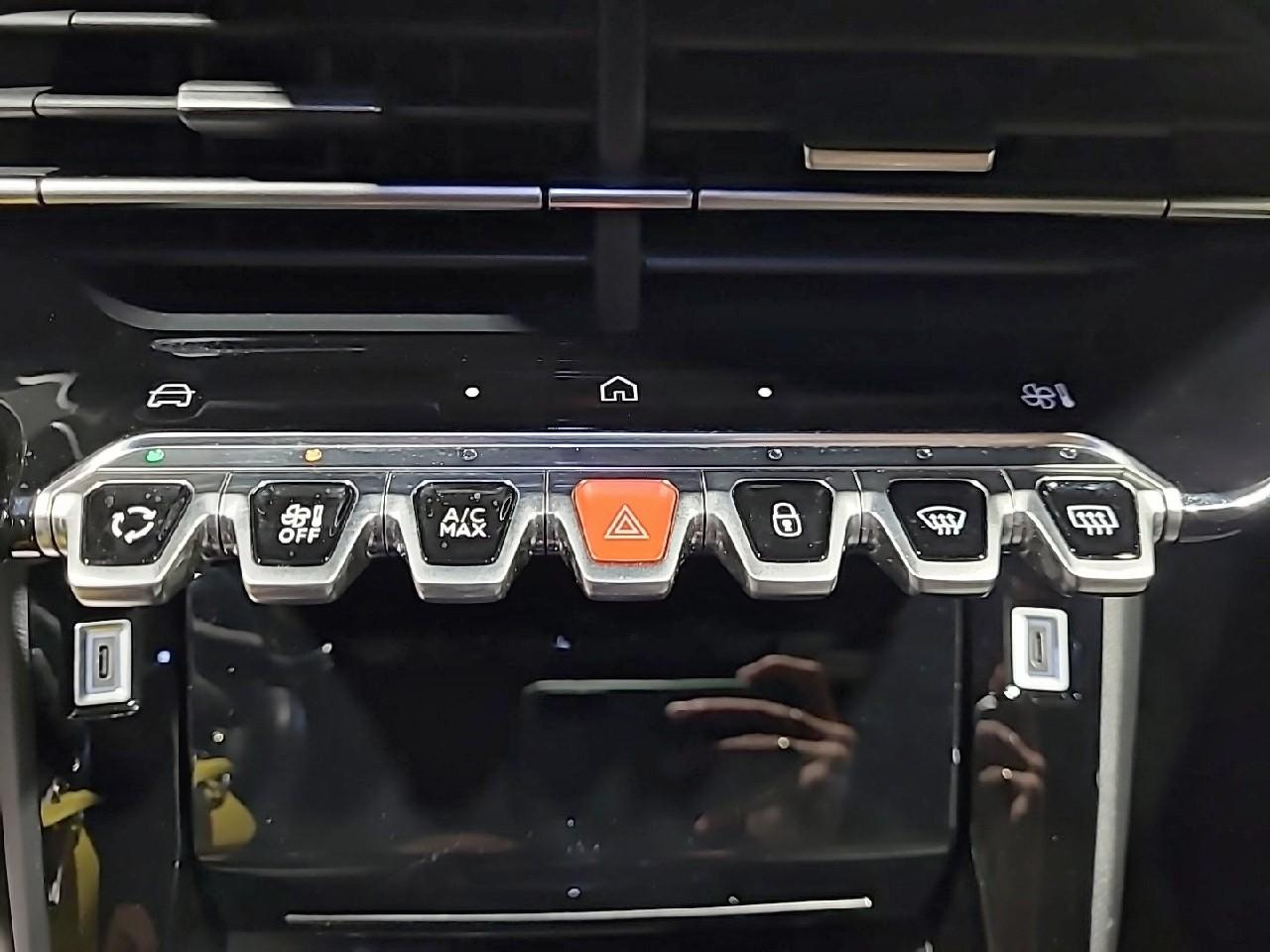 Peugeot 2008 puretech 100 s&s bvm6 allure — photo 26