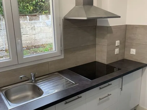 Appartement avec jardinet