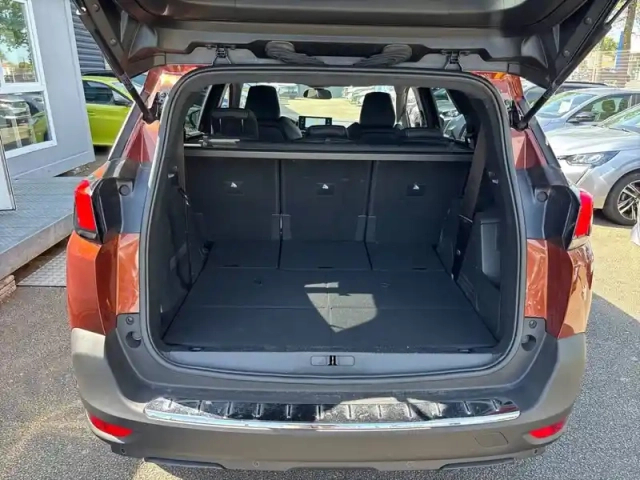 Peugeot 5008 puretech 130ch s&amp;s eat8 — photo 6