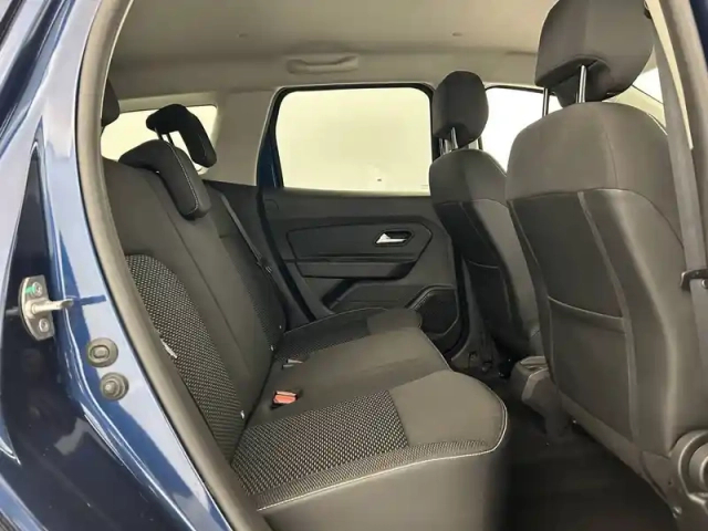 Dacia Duster dci 110 4x4 — photo 25