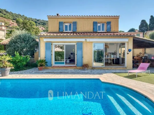 Villa 6 pièces 143 m²