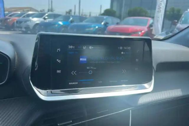 Peugeot 208 bluehdi 100 s&amp;s bvm6 — photo 22