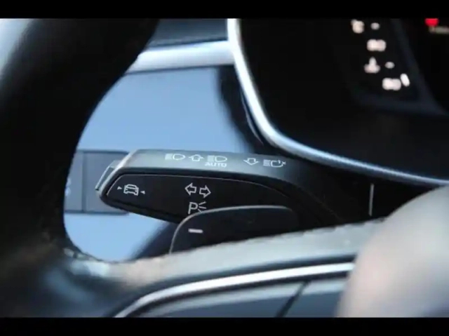Audi Q3 sportback 35 tfsi 150ch business executive s tronic 7 — photo 15