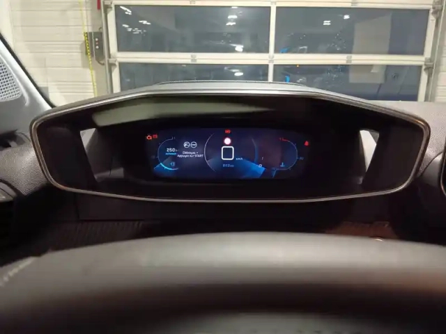 Peugeot 208 puretech 100 s&amp;s bvm6 — photo 19