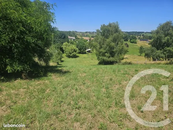 Terrain 2 275 m² Rouede