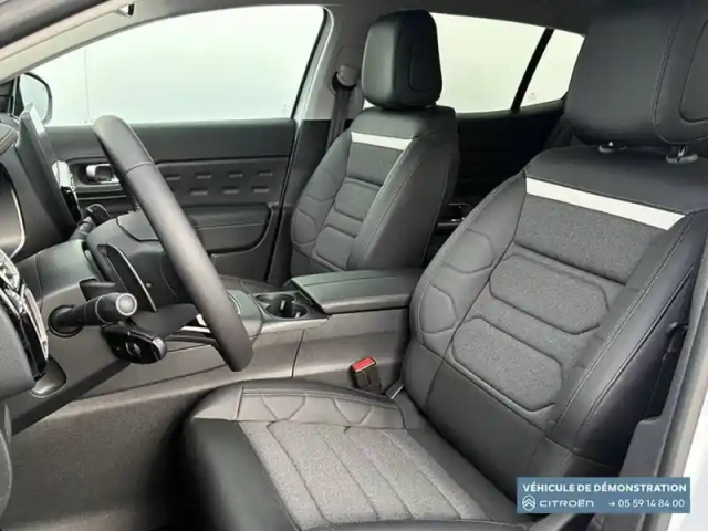 Citroën C5 Aircross hybride rechargeable 225 e-eat8 — photo 46