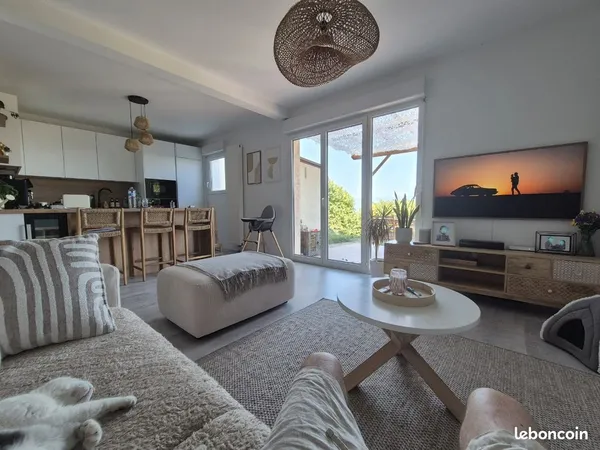 Maison 4 pièces 90 m² rénovée - Vue lac Léman - Jardin, terrasse, garage - Marin (74200)