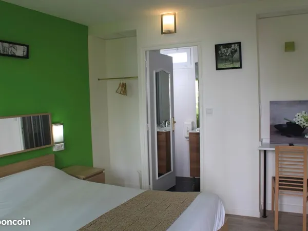 Chambre étudiante meublée en hôtel 2*, centre-ville Dijon