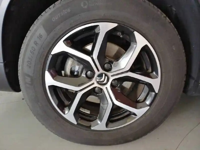 Citroën C3 Aircross bluehdi 120 s&amp;s eat6 — photo 59