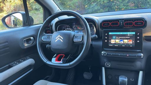 Citroen C3 Aircross 1.2 PureTech 110 EAT6 - Shine – 2018 – 111573 km – Essence – Boîte Automatique — photo 21