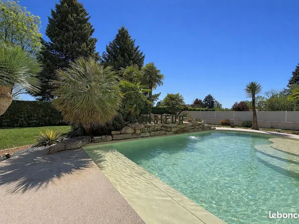 Maison 5 pièces 165 m²