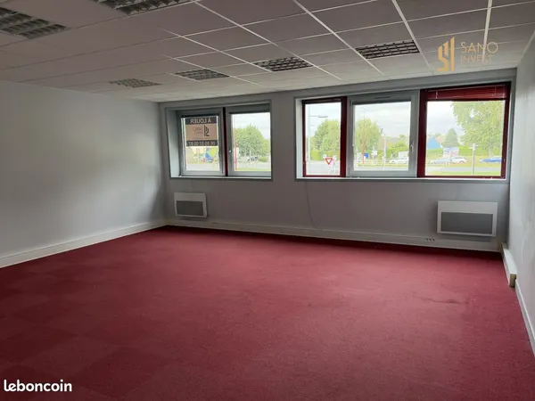 Bureaux 104 m² Épron