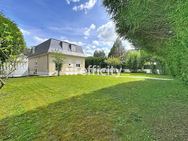 Maison 6 pièces 143 m²