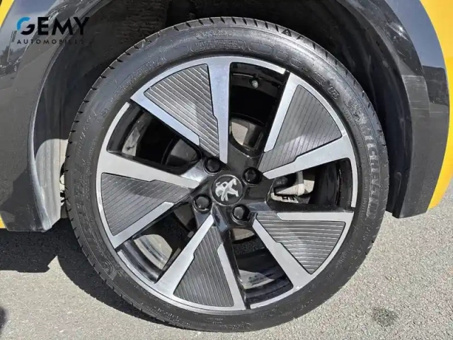Peugeot 208 electrique 50 kwh 136ch — photo 11