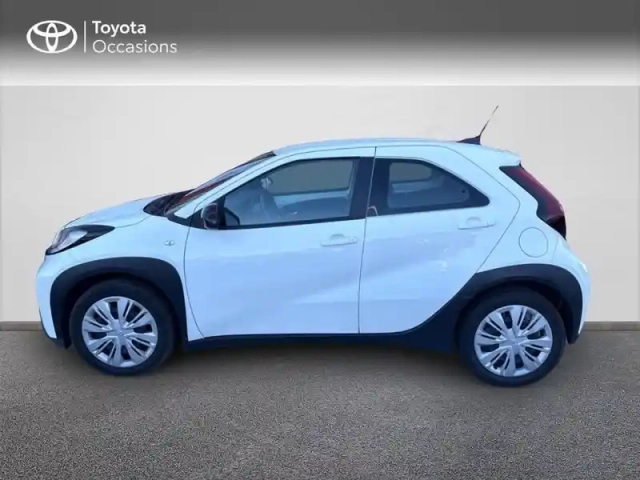 Toyota Aygo X 1.0 vvt-i 72ch dynamic — photo 3