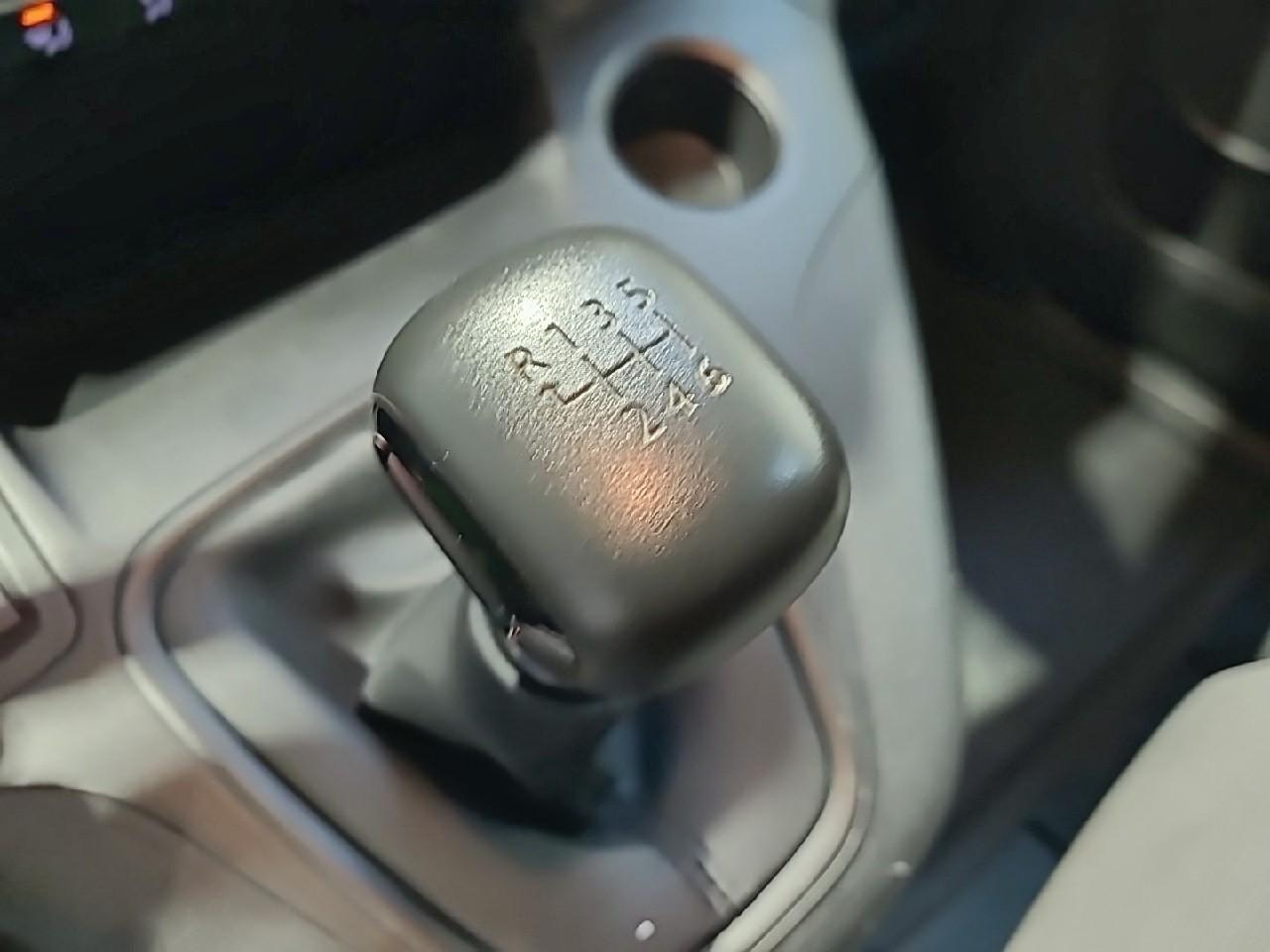 Peugeot Partner fourgon m 950 kg bluehdi 100 s&s bvm6 — photo 17
