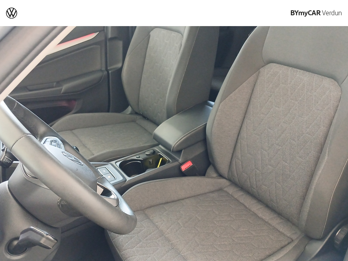 Volkswagen Golf 1.5 TSI EVO2 116 BVM6 — photo 11