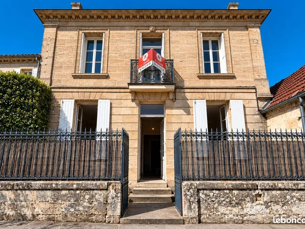 Maison de ville 6 pièces 121 m²