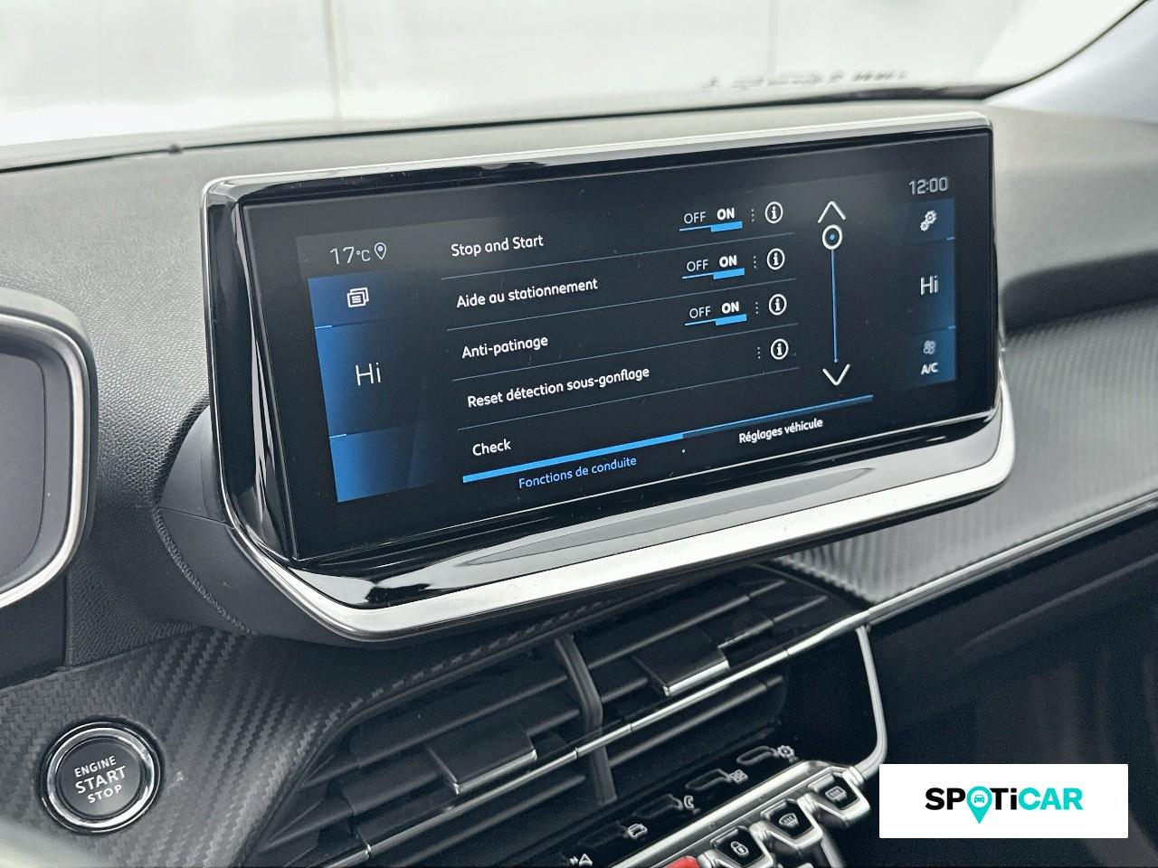 Peugeot 2008 1.2 puretech 130ch s&s roadtrip eat8 — photo 13