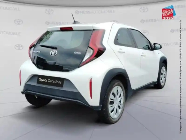 Toyota Aygo X 1.0 vvt-i 72ch dynamic — photo 6