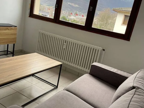 Studio 1 pièce 17 m²