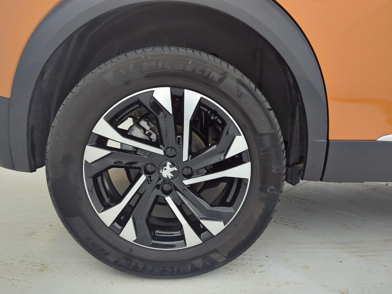 Peugeot 2008 puretech 100 s&s bvm6 allure — photo 32