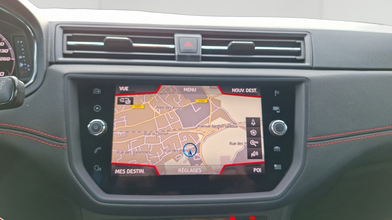 Seat Arona 1.0 EcoTSI 115 ch Start/Stop DSG7 — photo 12