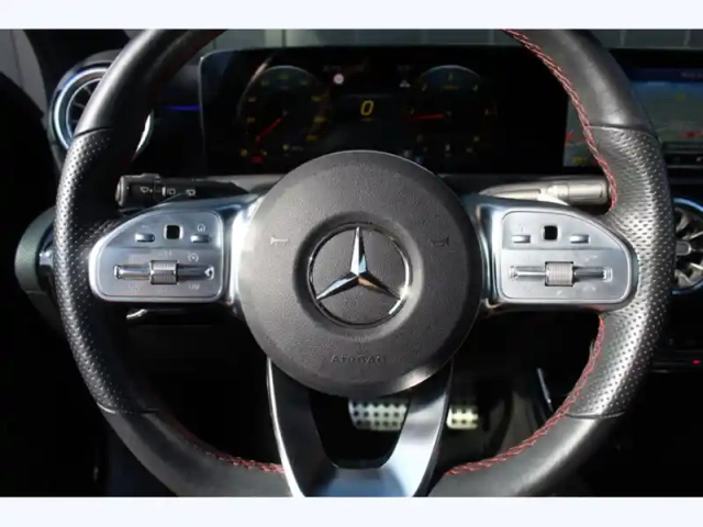 Mercedes Classe A 200 d amg line — photo 14