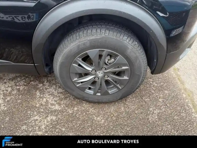 Peugeot 2008 1.5 bluehdi 110ch s&amp;s style — photo 13