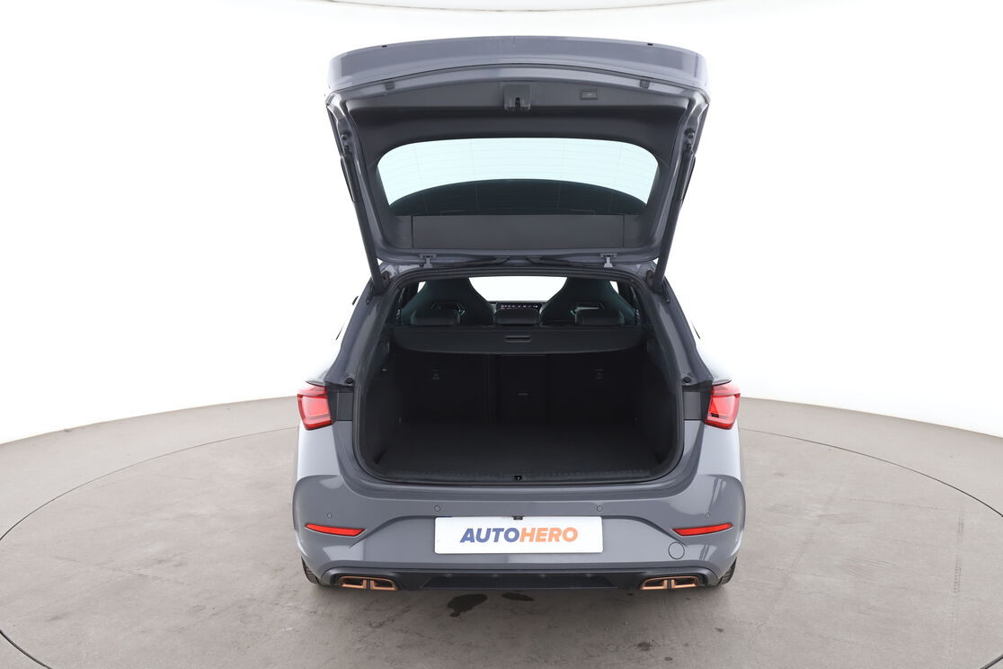Cupra Leon Sportstourer 1.4 e-Hybrid DSG6 — photo 15