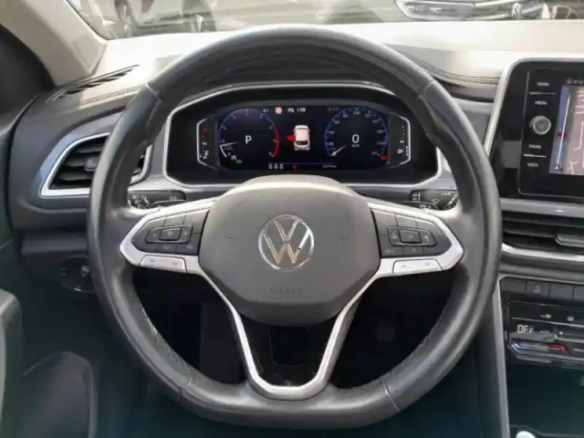 Volkswagen T-Roc 1.5 tsi evo 150ch style dsg7 — photo 15