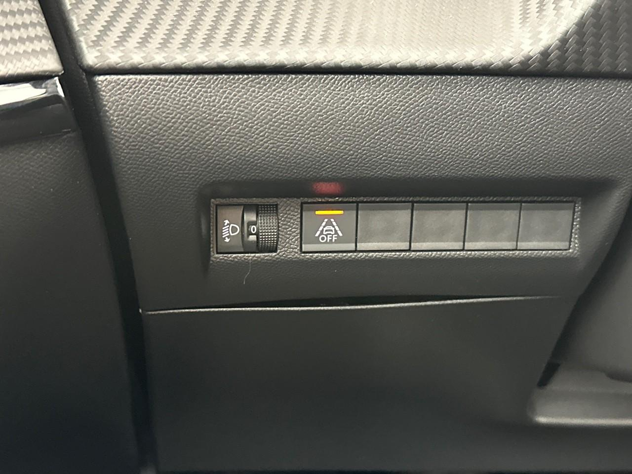 Peugeot 208 puretech 100 s&s bvm6 allure — photo 16