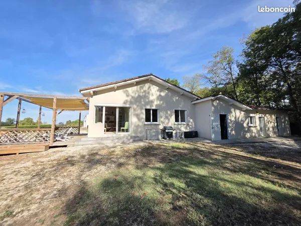 Propriété 8 pièces 150 m²