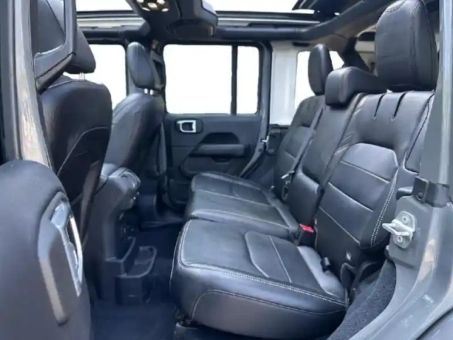 Jeep Wrangler unlimited 2.0 t 380ch 4xe overland command-trac my23 — photo 10