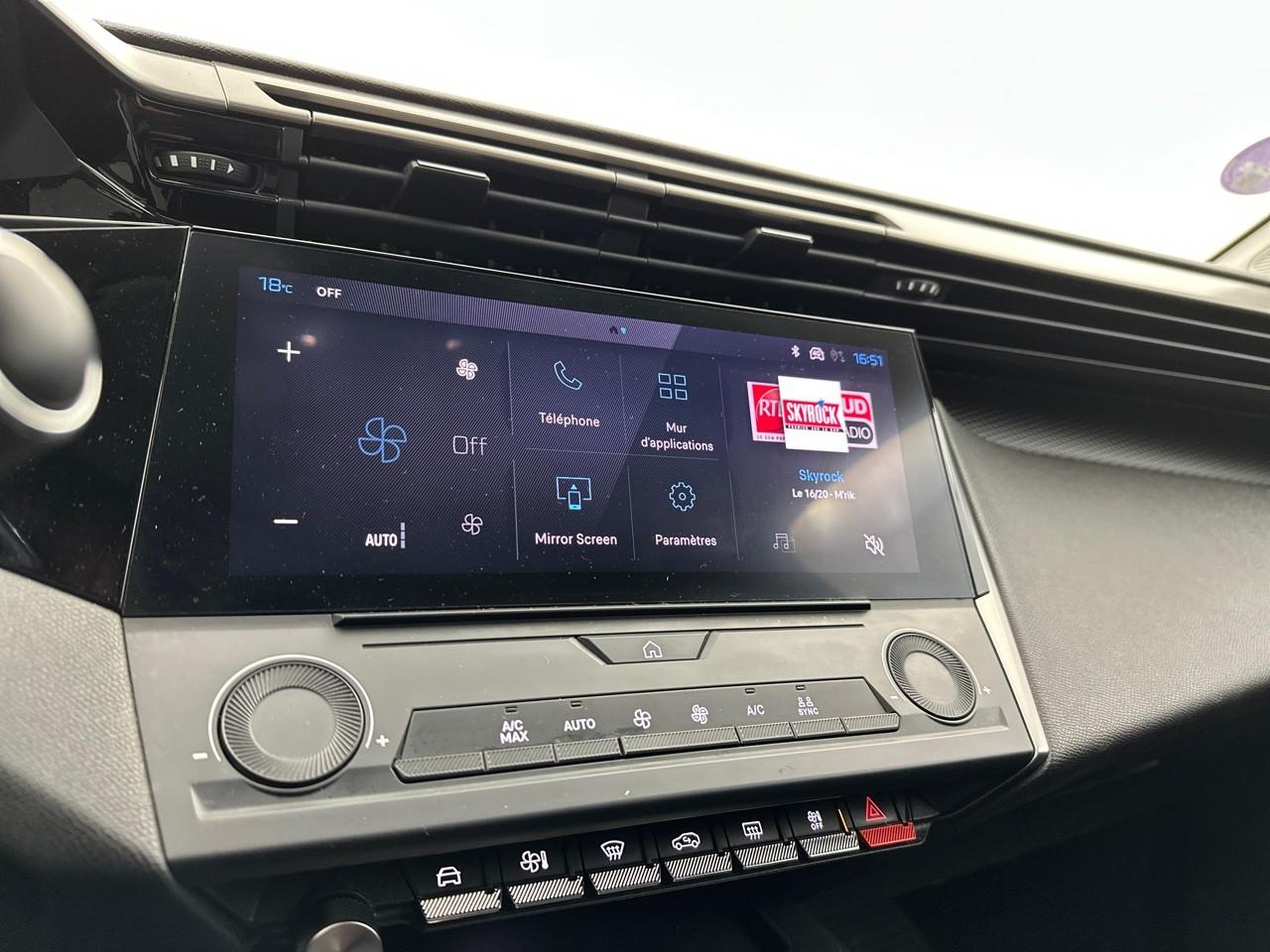 Peugeot 308 puretech 130ch s&s eat8 active pack — photo 11
